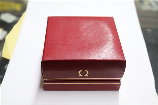 A gentlemans steel and gold plated Omega Seamaster automatic wrist watch, with day.date aperture, no strap, with Omega box.